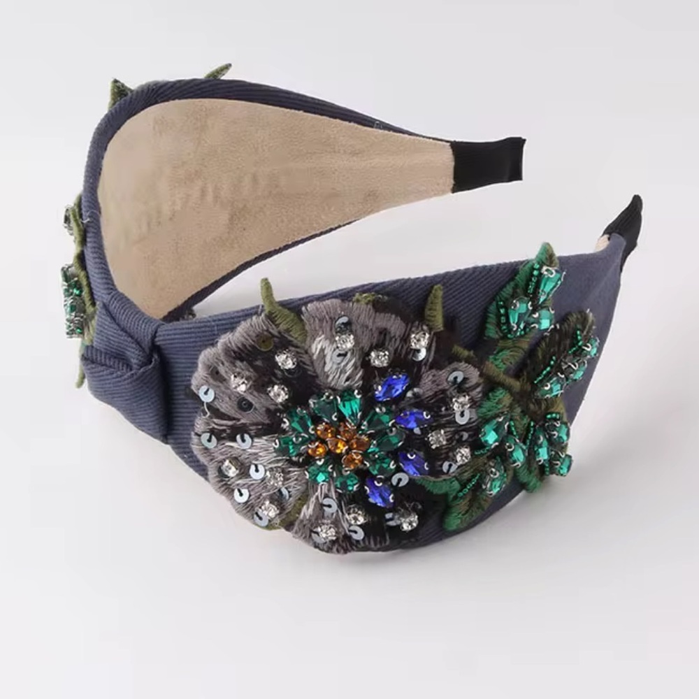 Handmade Embellished Nay/Gray Headband